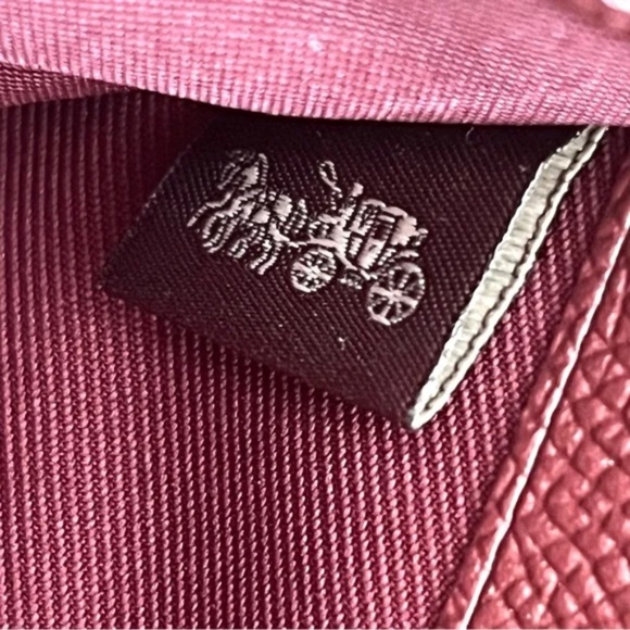 Coach Medium Corner Zip Wallet Pink w Card Saffiano Pebbled Leather w Gold NEW - Picture 8 of 8